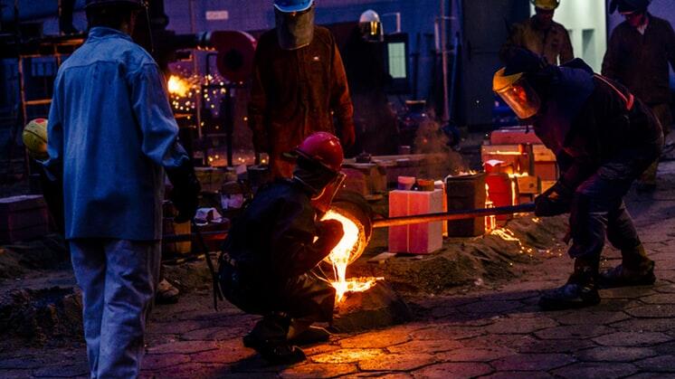 Décarbonisation de la chaleur industrielle : Le secteur du fer et de l'acier